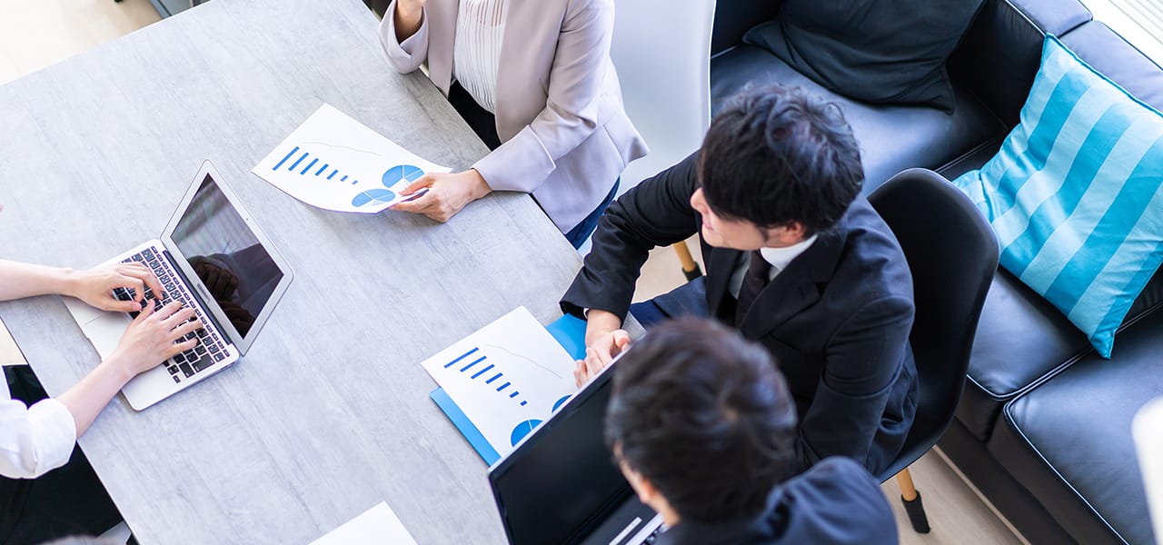bg_webdesign_01 - 大阪のWeb制作会社エノル
